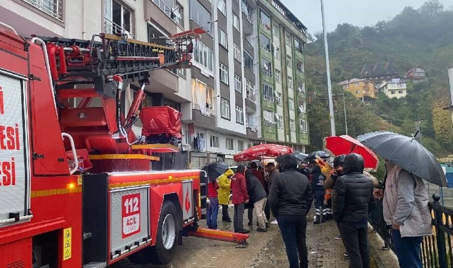 Son dakika… Rize’de heyelan meydana geldi: Ölü ve yaralılar var!